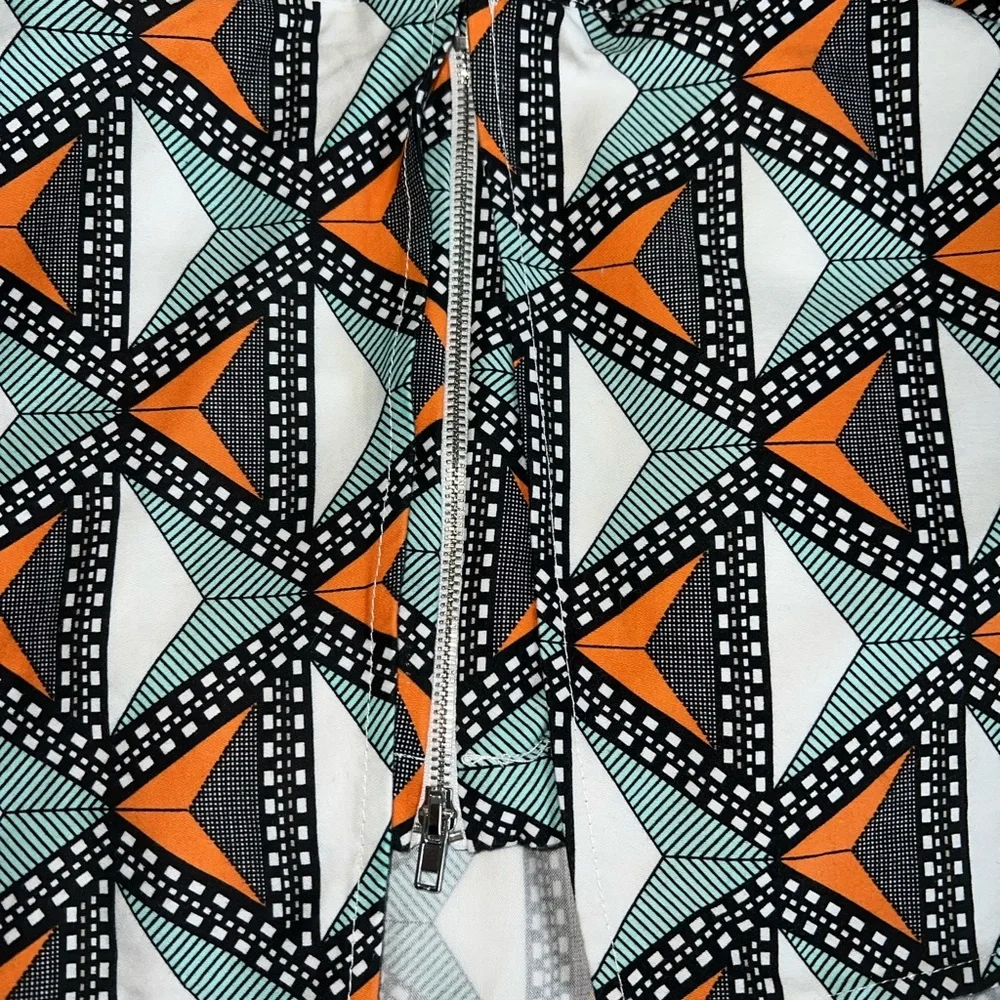 Eloquii Studio Printed Crop Multicolor Size 16 - Picture 11 of 11